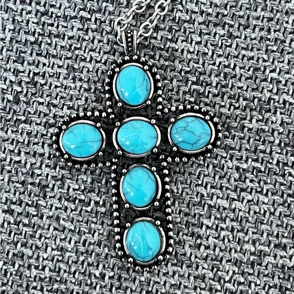Jewelry - NEW UNBRANDED Faux Burnished Silver & Turquoise Cross with Adjustable Chain